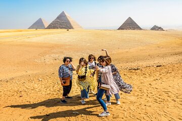 Giza Pyramids, Memphis and Sakkara Tour