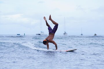 Outrageous Surf ScHool Lesson on Lahaina Side