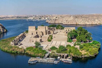 Aswan, Edfu, and Kom Ombo Private Full-Day Tour from Luxor by Road and Rail
