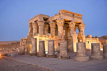 Private One Way Transfer to Aswan from Luxor with Snacks
