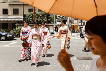 Explore Gion the iconic Geisha district on a Private Custom Tour 