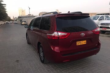 Muscat : Private Transfer from Muscat to Dubai