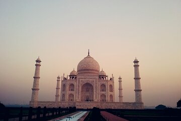  2 Days Agra Tour From Delhi with Fatehpur Sikri & bird Sanctuary