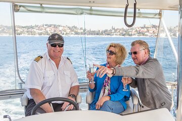 Sydney Harbour Progressive Long Lunch Cruise