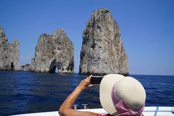 Discover Capri and Sorrento coast from Naples