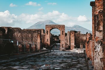 Pompeii and Vesuvius Experience from Naples - Skip the line -