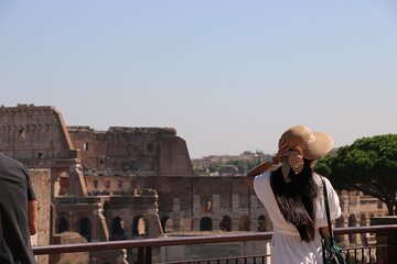 Skip-the-line Colosseum Tour with Roman Forum & Palatine Hill