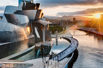  Full-day private Bilbao tour (Guggenheim museum & full pintxo lunch included)