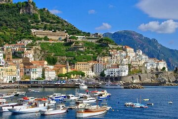 Amalfi Coast from Naples with light lunch included (Amalfi & Ravello)