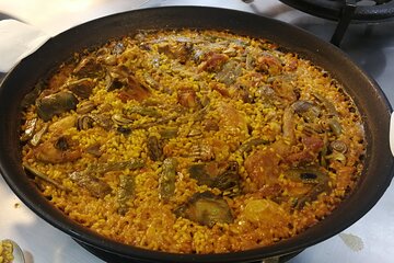 Virtual Valencian Paella Cooking Class
