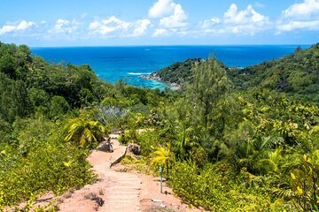 Private Fond Ferdinand and Anse Lazio Tour from Baie Sainte Anne