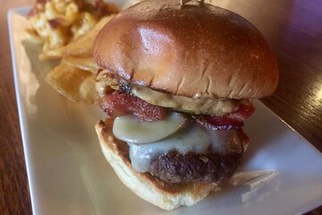 3-Hour Lewiston Walking Cocktail Tour