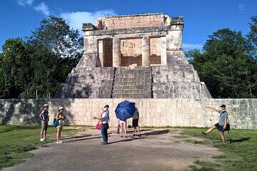 Private Full-day Chichen Itza and Valladolid Tour from Tulum