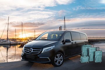 Private Transfer from Artemida/Porto Rafti/Spata to Athens-ATH-Pireaus-Suburbs 