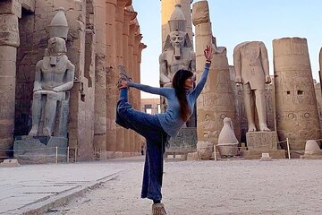 Private Full Day Tours to Luxor East and West Banks from Luxor city with Lunch 
