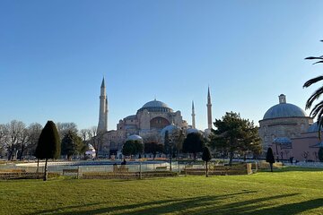 Private 7 hours Istanbul Highlights Sightseeing Tour with Bazaars