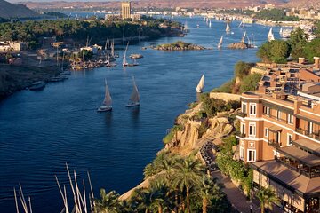 4-Days Cruise Aswan to Luxor with Abu Simbel,Nubian Village & Air Balloon