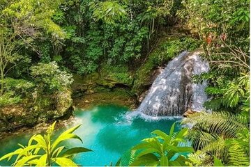 Combined Dunn’s River Falls Blue Hole & white river rafting 