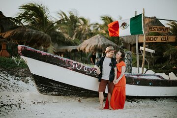 Private Vacation Photography Session with Local Photographer in Tulum