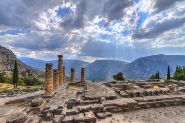 Private Divine Delphi for Families