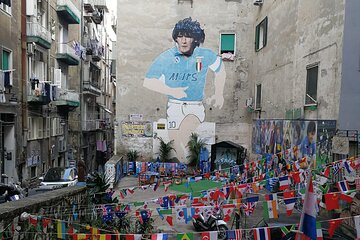 Tour of Naples and his Idol Diego Armando Maradona