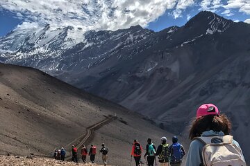 Private 3-Day Hiking in the Andes with pikcup from Santiago 