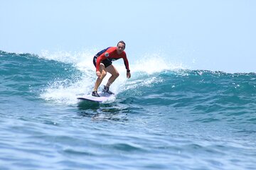 Surfing Group Lesson Level 2 Reef Surfer