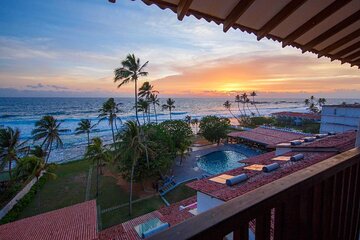 Private Taxi from Sri Lanka Airport (BIA-CMB) to Hikkaduwa Hotels