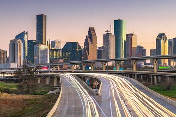 Arrival Private Transfer: George Bush Airport IAH to Houston in Luxury SUV