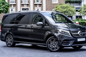 Private Transfer between Paris Airport CDG - Paris Airport ORY 