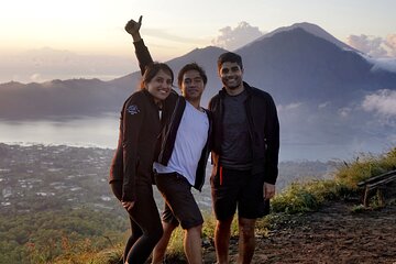 Batur Volcano Trekking with Hot-spring, Breakfast and Hotel Transfer