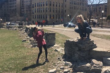 Minneapolis City Scavenger Hunt Excursion by 3Quest Challenge