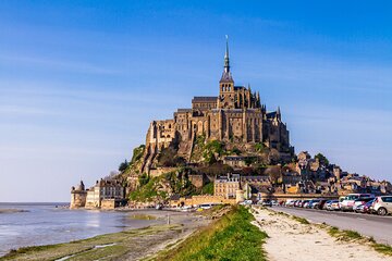 Paris to Mont-Saint-Michel: Full Day Round-Trip Transfer