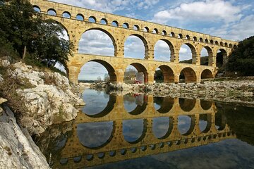 Van Gogh's Provence & Roman Sites - Small-Group Day Trip