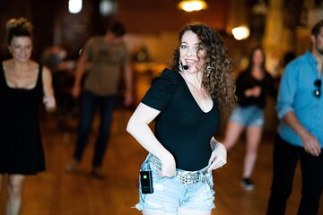 1-Hour Nashville Line Dancing Class