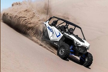 Polaris RZR X4 Buggy Ride in the Dubai Desert – Guided Tour