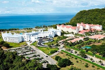 Transfers Riu Palace or Guanacaste from Airports Round trip