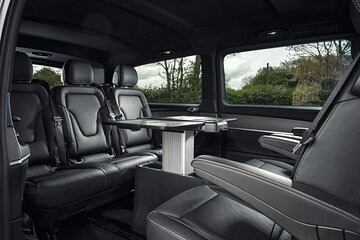 Private Transfer: Valencia to Valencia Airport VLC in Luxury Van