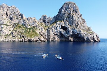 Jet ski excursion from San Antonio (Ibiza) to Es Vedrá