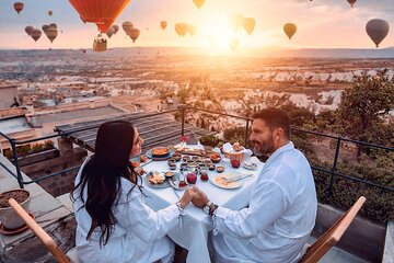 2-Days All Inclusive Cappadocia Tour with Optional Balloon Ride 