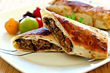 Cairo Food Tour: Shawerma, Falafel, Egyptian Tea, & Coffee