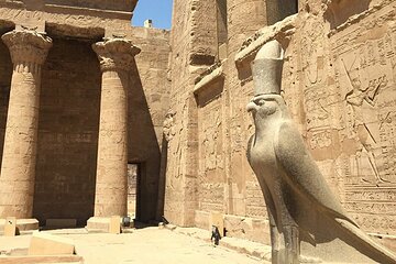 3 Days From Hurghada Pyramids,Aswan Abu Simbel Luxor,Kings Valley& More by plane