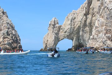 Combo Tour: City Tour of Cabo San Lucas and Beach Day