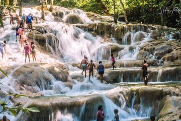 Horseback Riding plus Dunns River Falls Combo Private Tour 