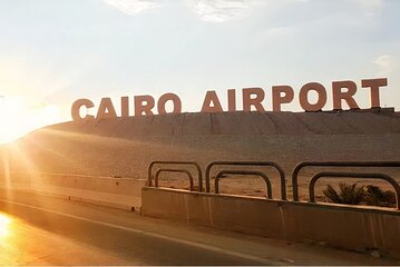 Privet Transfer from Cairo airport to the Hotel in Cairo & Giza 