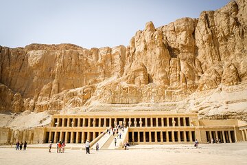 1 Day to Luxor from Hurghada including Tutankhamoun, Felucca ride