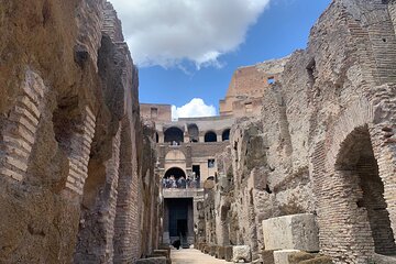 Private tour Colosseum Underground & Ancient Rome
