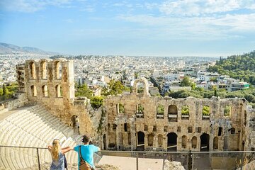 Athens Private Walking Tour: Acropolis monuments, Plaka and local food