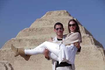 Private Guided Day Tour to Memphis Saqqara and Giza from Cairo with Lunch