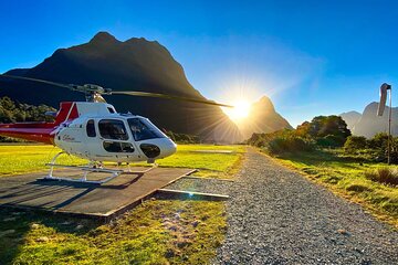 2hr Scenic Milford Sound Flight with Landing - 201